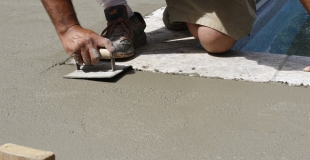 Comment choisir son constructeur de piscine ?