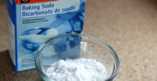 Du bicarbonate de soude pour le traitement de sa piscine : explications !