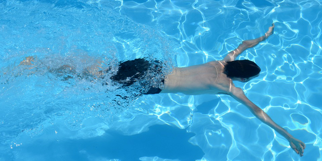 Pratiquer la natation dans une piscine privée : les solutions ?