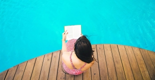 Quel type de bois choisir pour une terrasse ou plage de piscine en bois ?