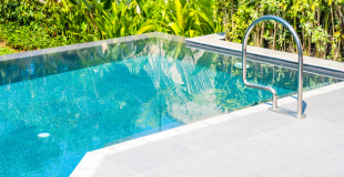 Comment maintenir un taux correct de chlore dans sa piscine ?